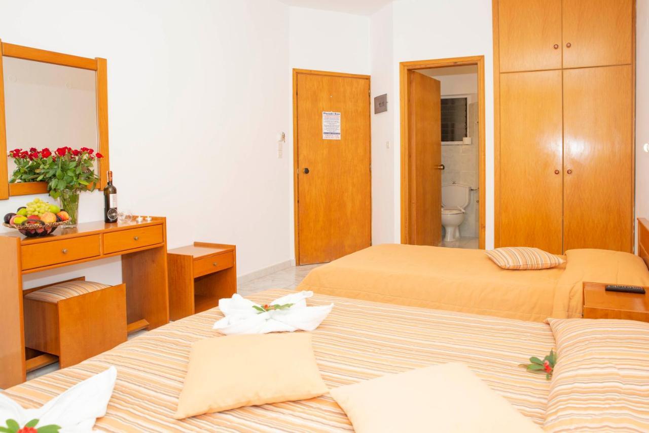 Haraki Bay Hotel And Luxury Apartments Exterior photo
