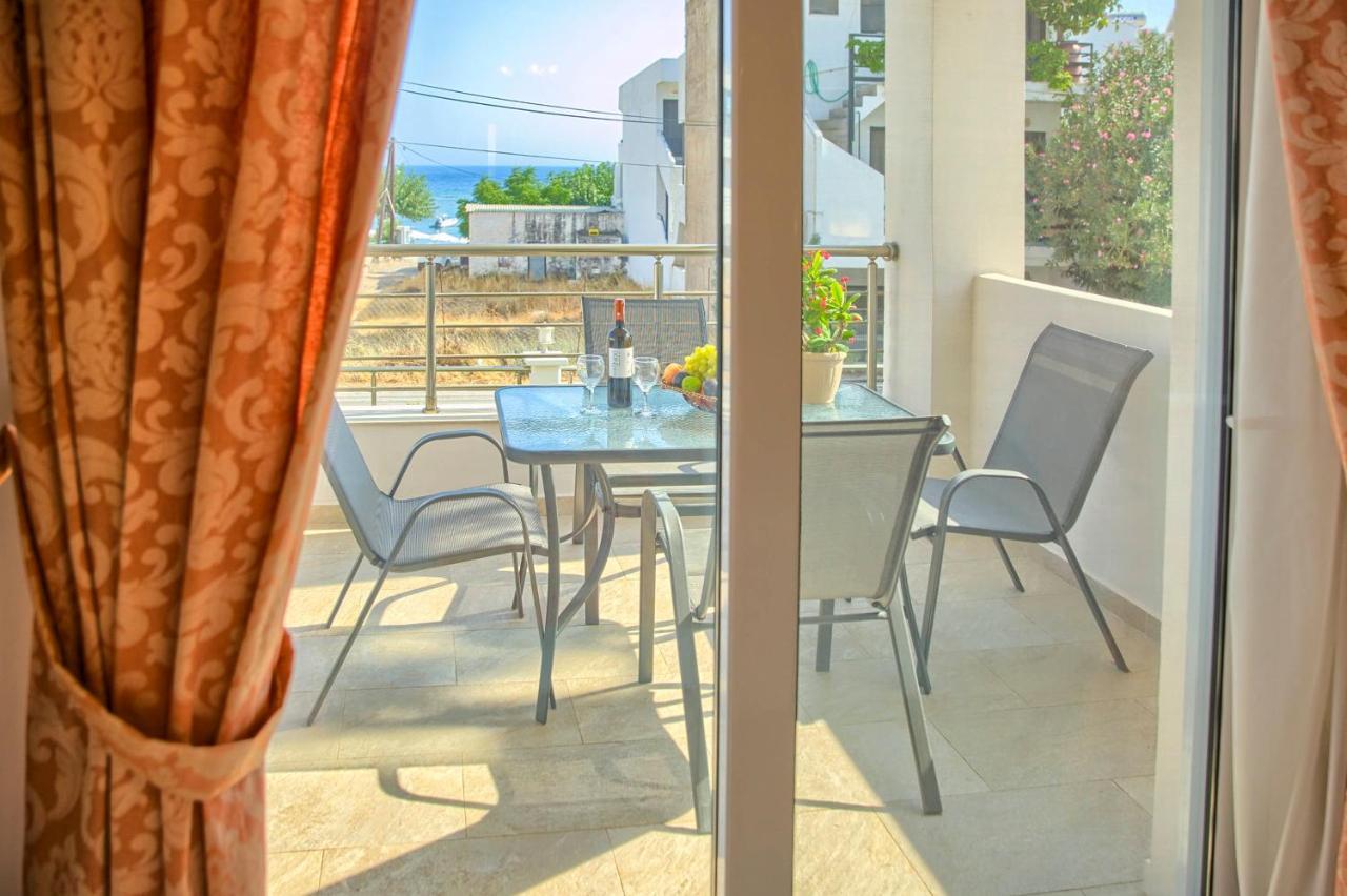 Haraki Bay Hotel And Luxury Apartments Exterior photo