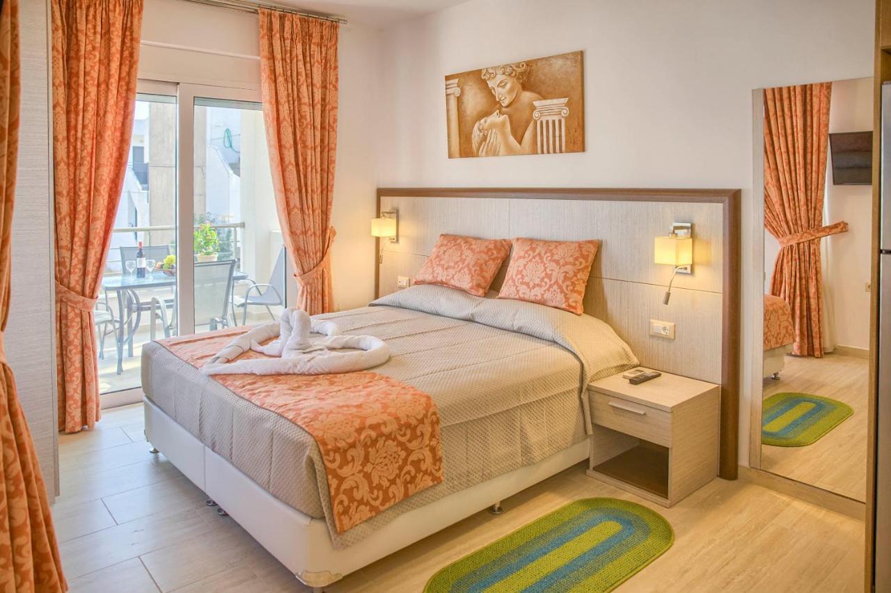 Haraki Bay Hotel And Luxury Apartments Exterior photo